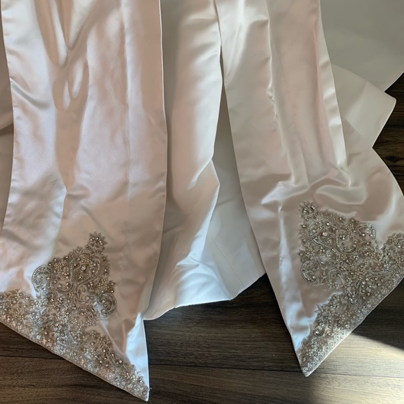 Wedding dress Victor Harper - Picture 5 of 7